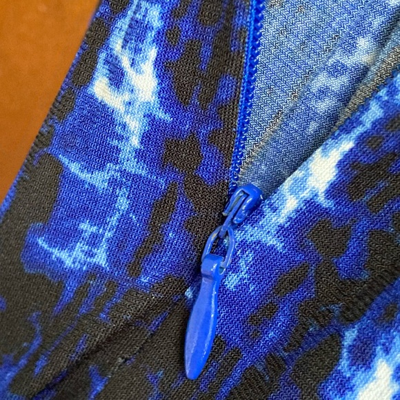 Stunning Calvin Klein Flowing Halter Dress High Heavy Quality Fabric Siz… - Picture 7 of 11